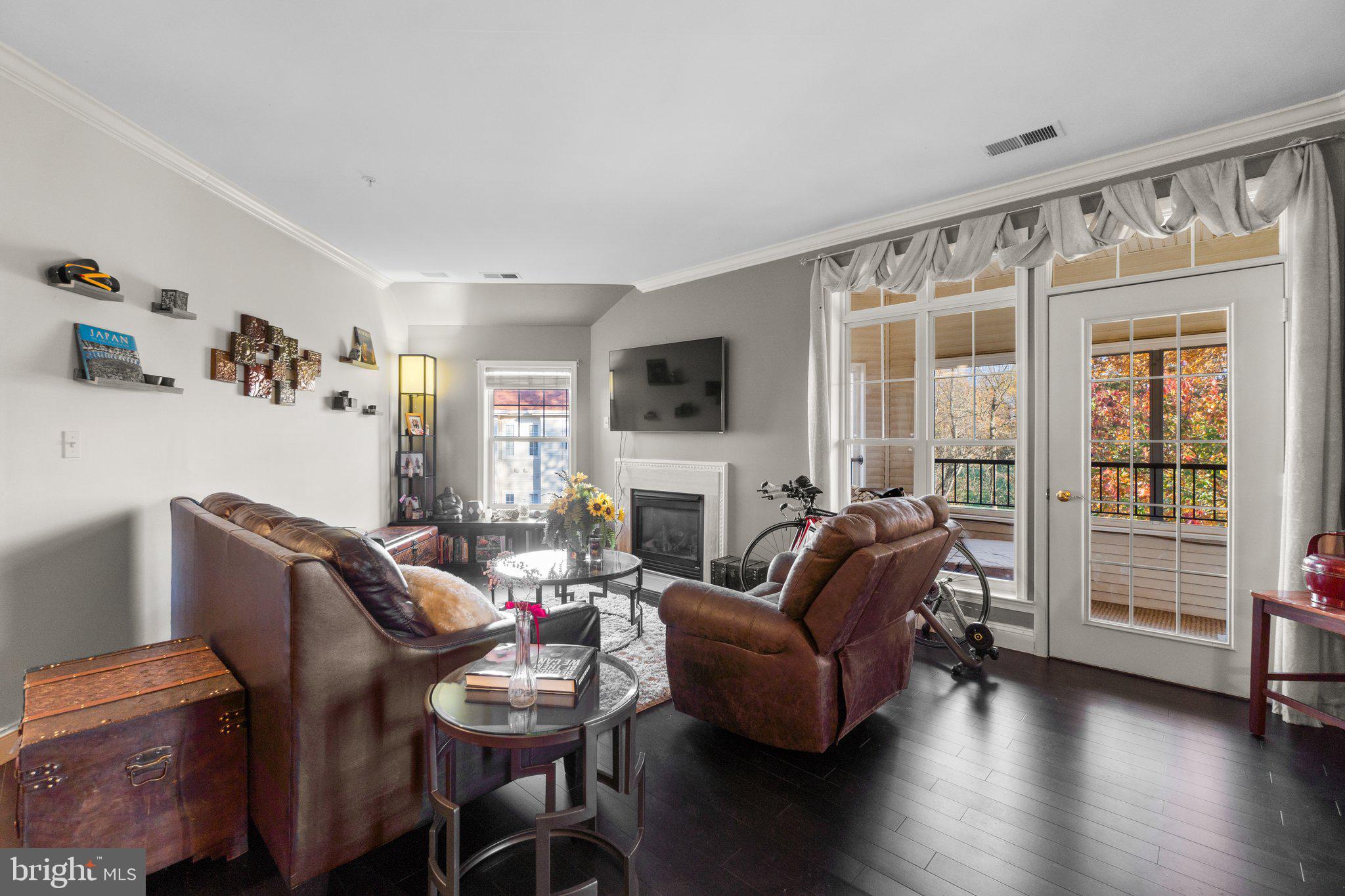 WAVERLY WOODS - Residential