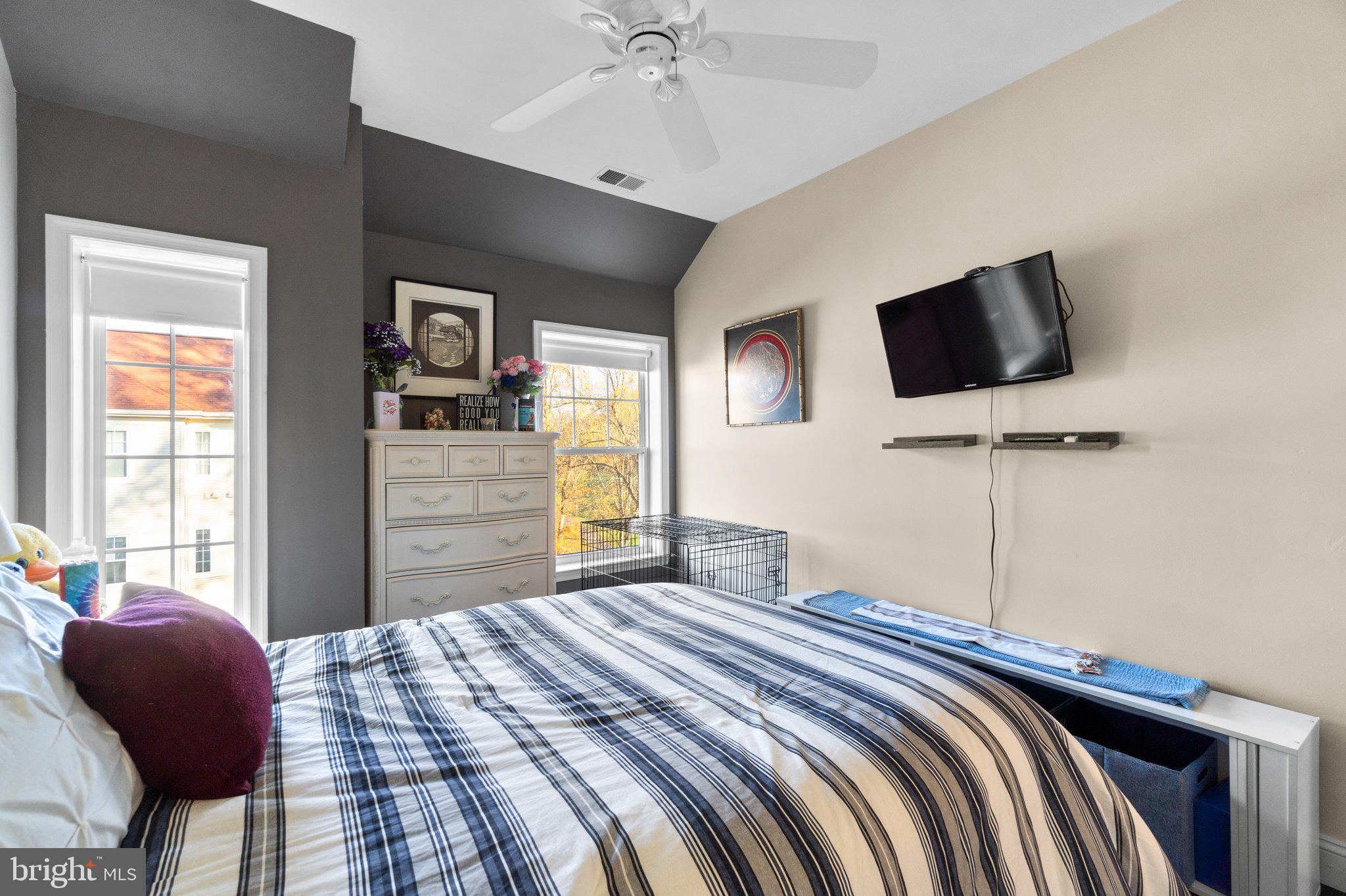 WAVERLY WOODS - Residential