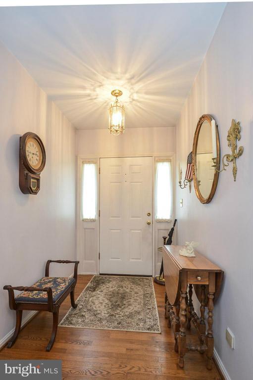 CHARING CROSS - Residential