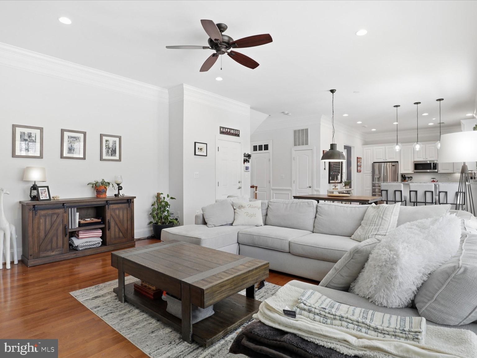 COOPERS GROVE - Residential