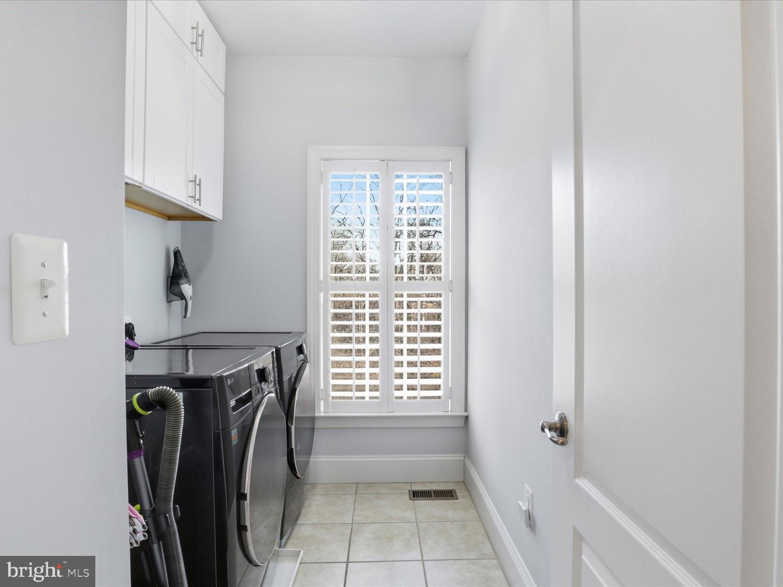 COOPERS GROVE - Residential