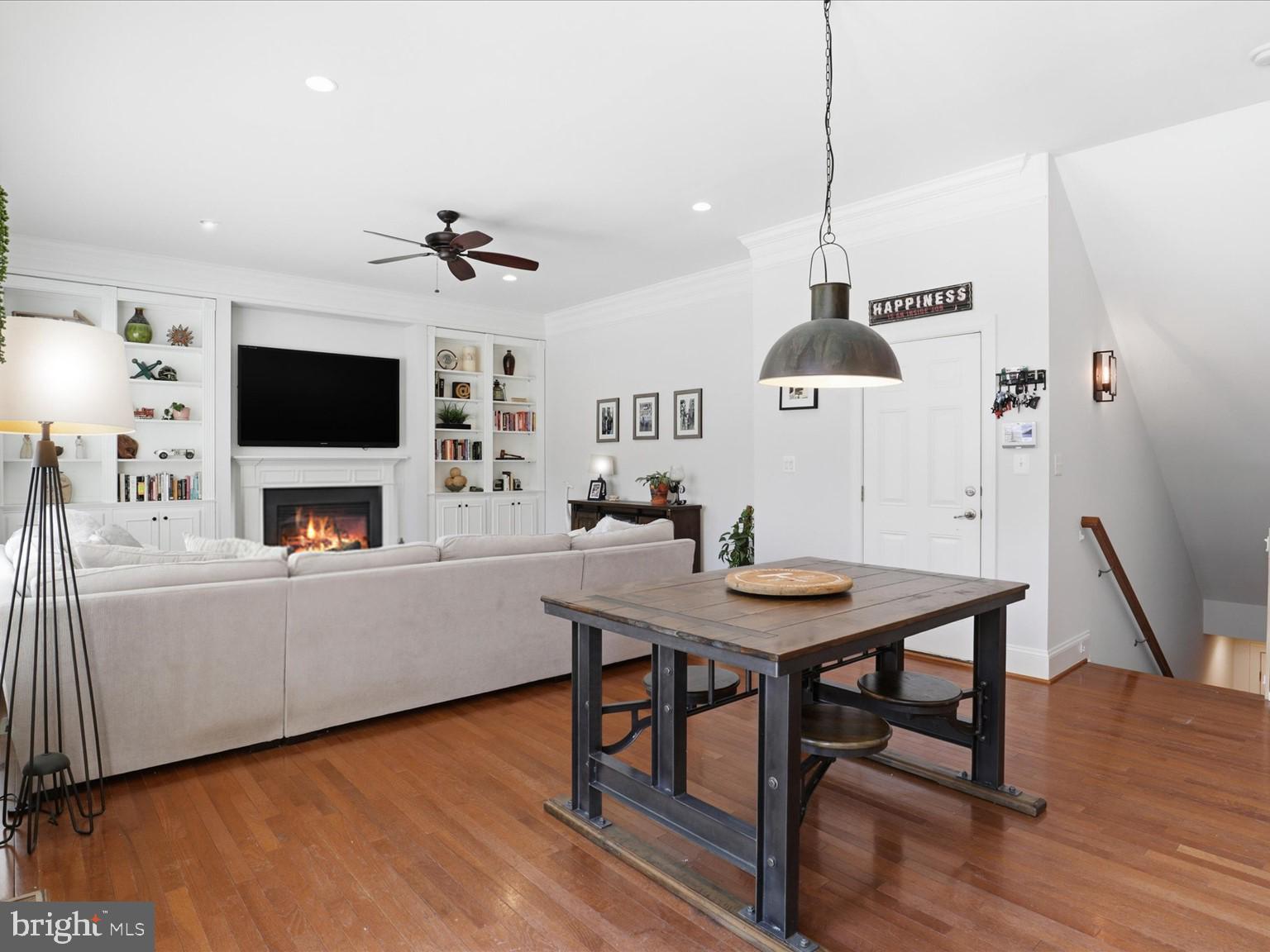 COOPERS GROVE - Residential