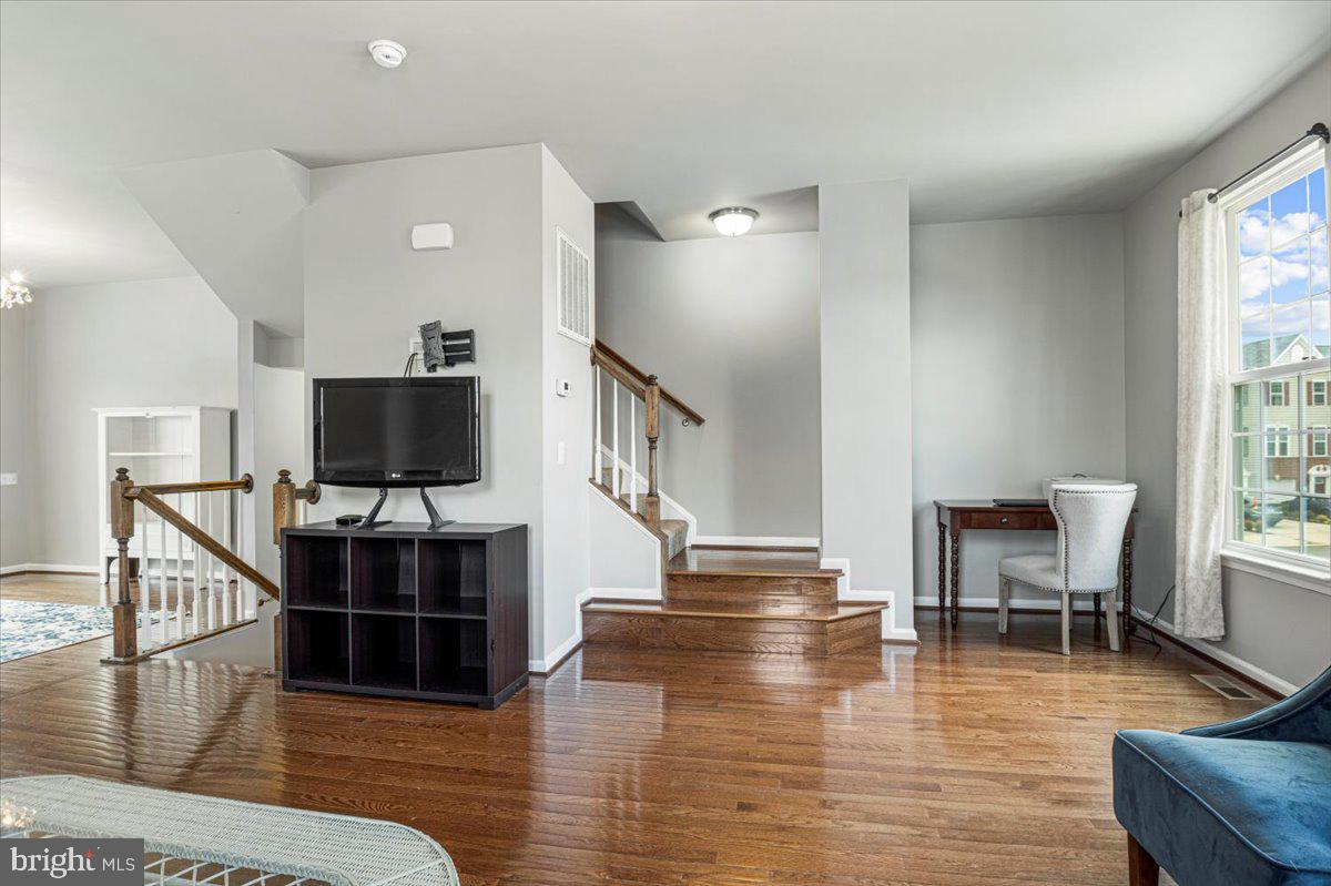 WAVERLY STATION - Residential