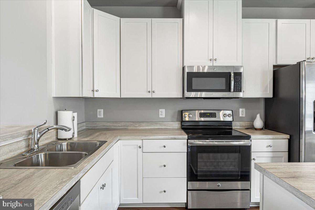 WAVERLY STATION - Residential