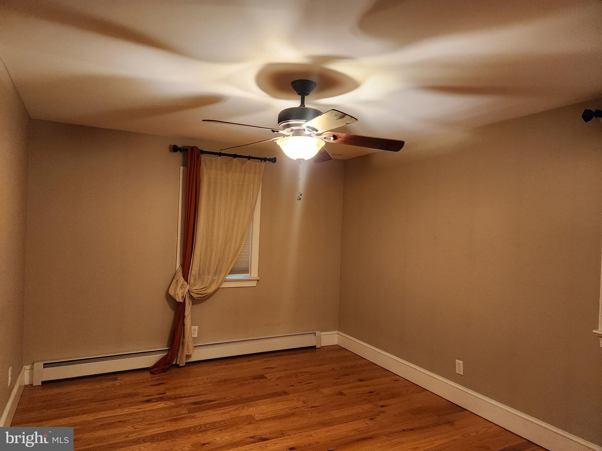 000 - Residential Lease