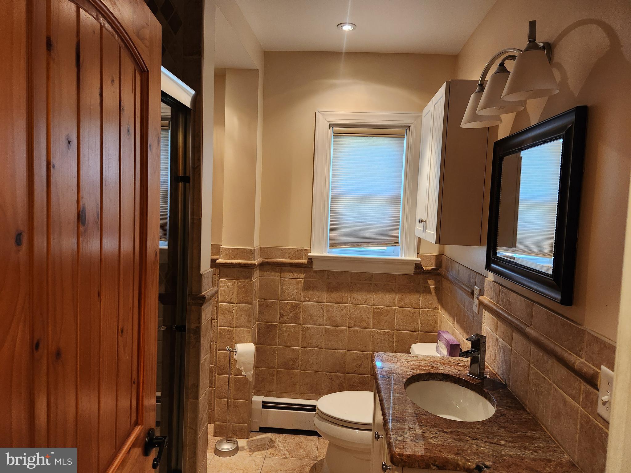 000 - Residential Lease