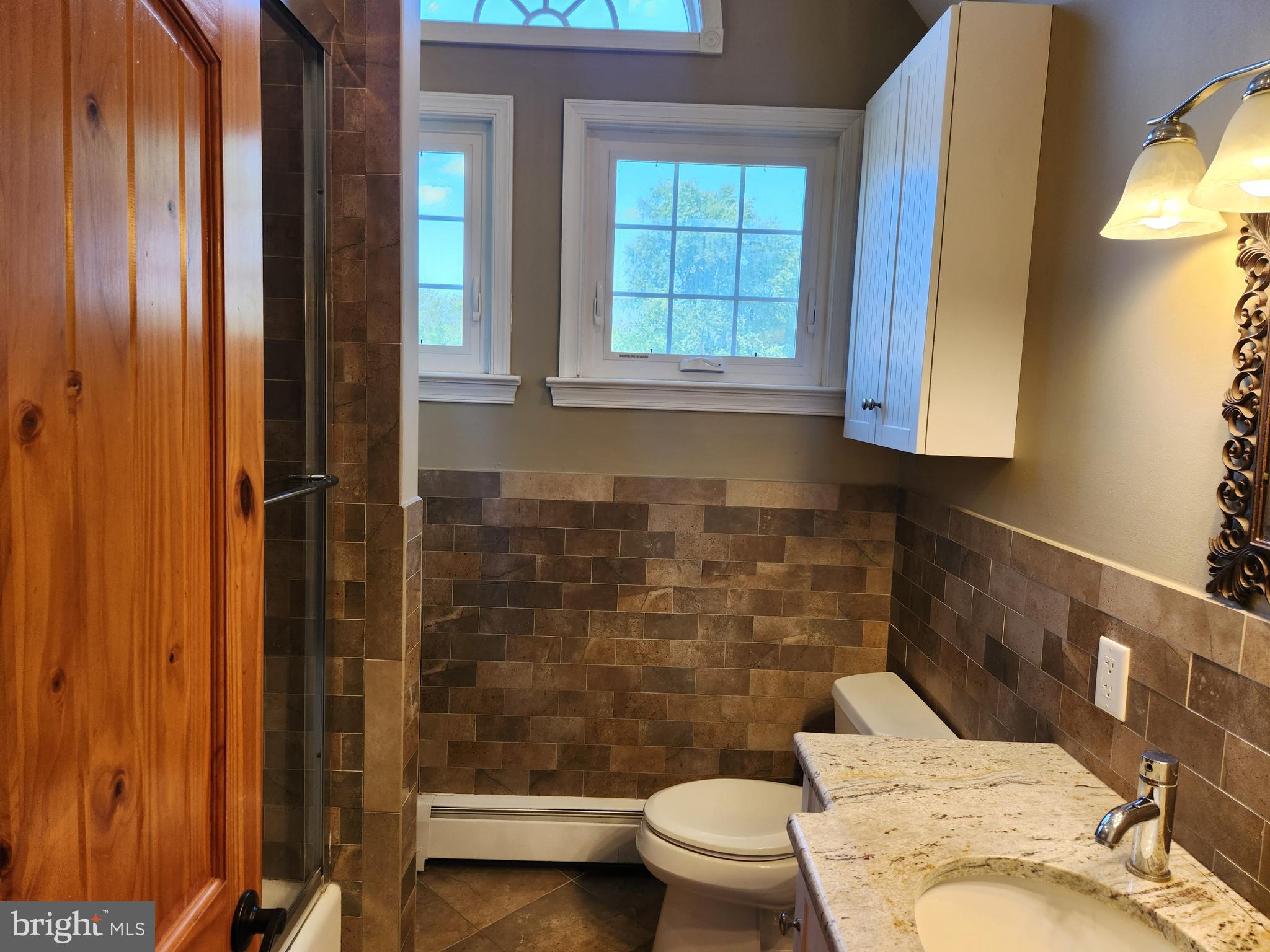 000 - Residential Lease