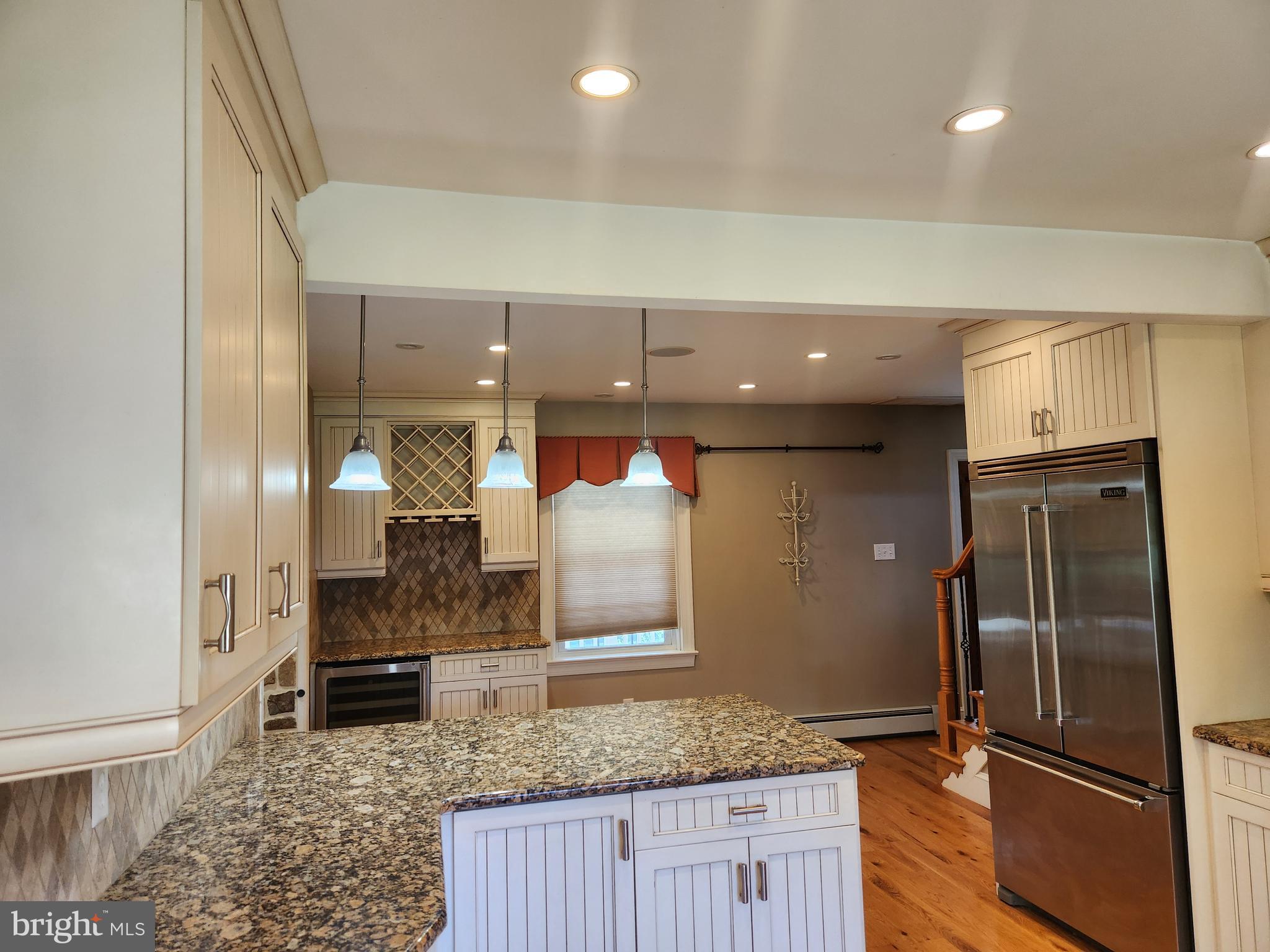 000 - Residential Lease