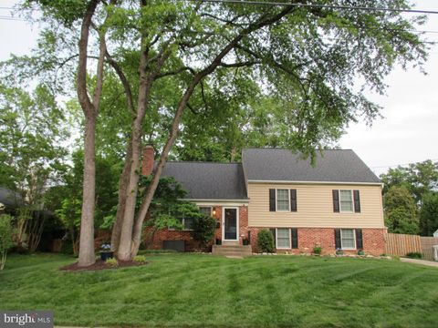 8611 CUSHMAN PLACE ALEXANDRIA VA 22308