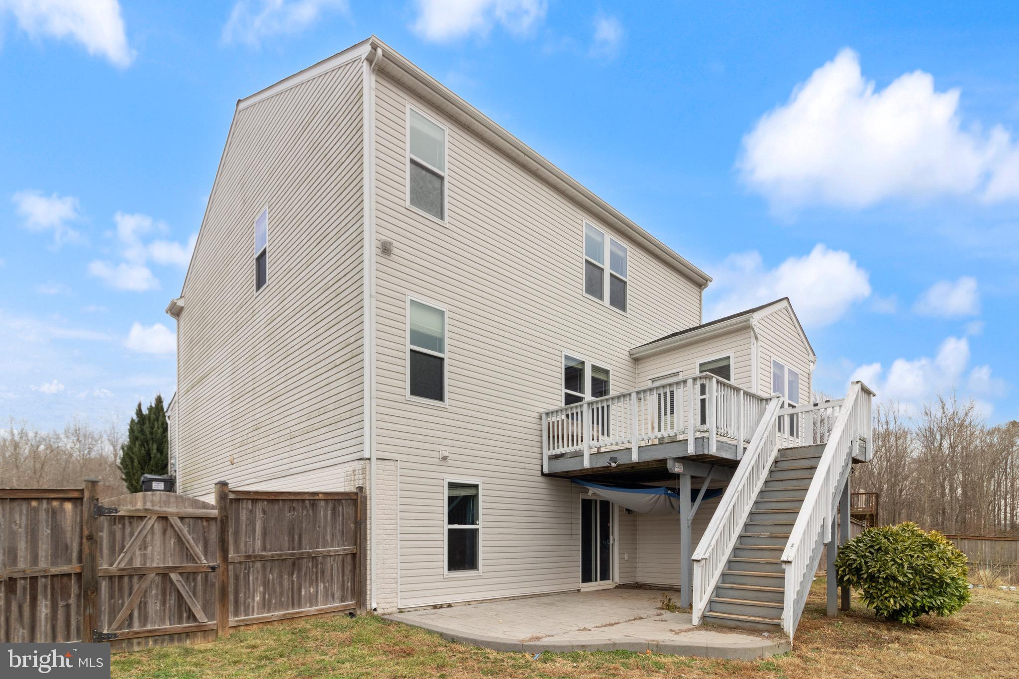 STAFFORD LAKES VILLAGE - Residential