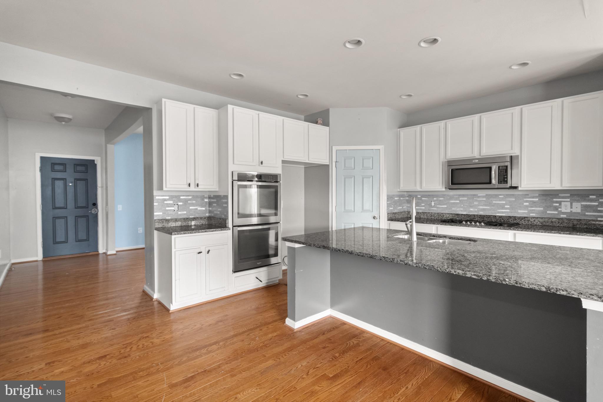 STAFFORD LAKES VILLAGE - Residential