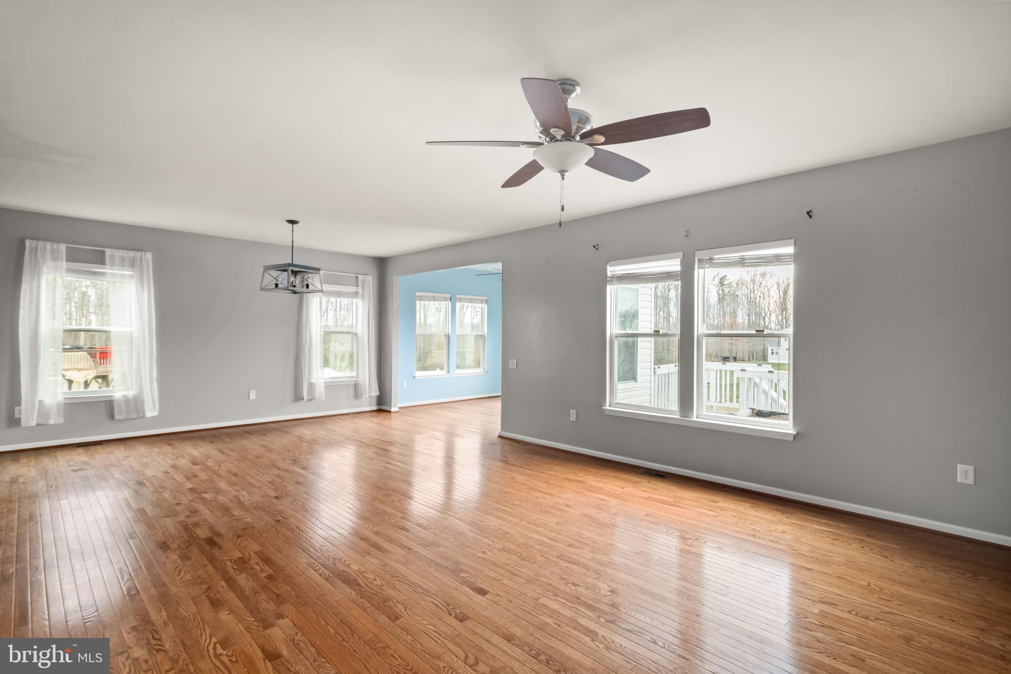 STAFFORD LAKES VILLAGE - Residential