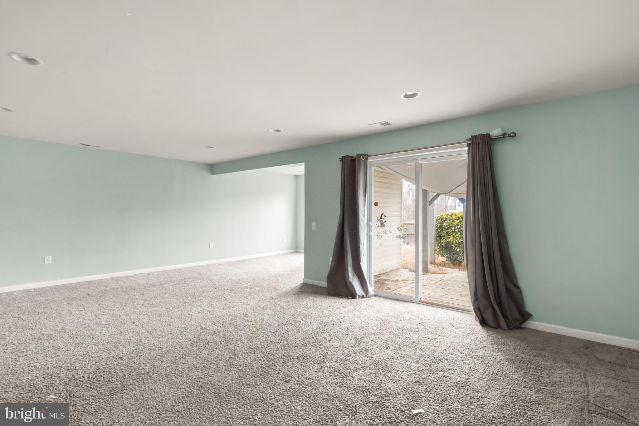 STAFFORD LAKES VILLAGE - Residential