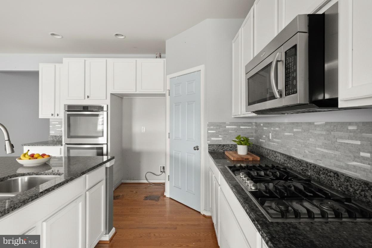 STAFFORD LAKES VILLAGE - Residential