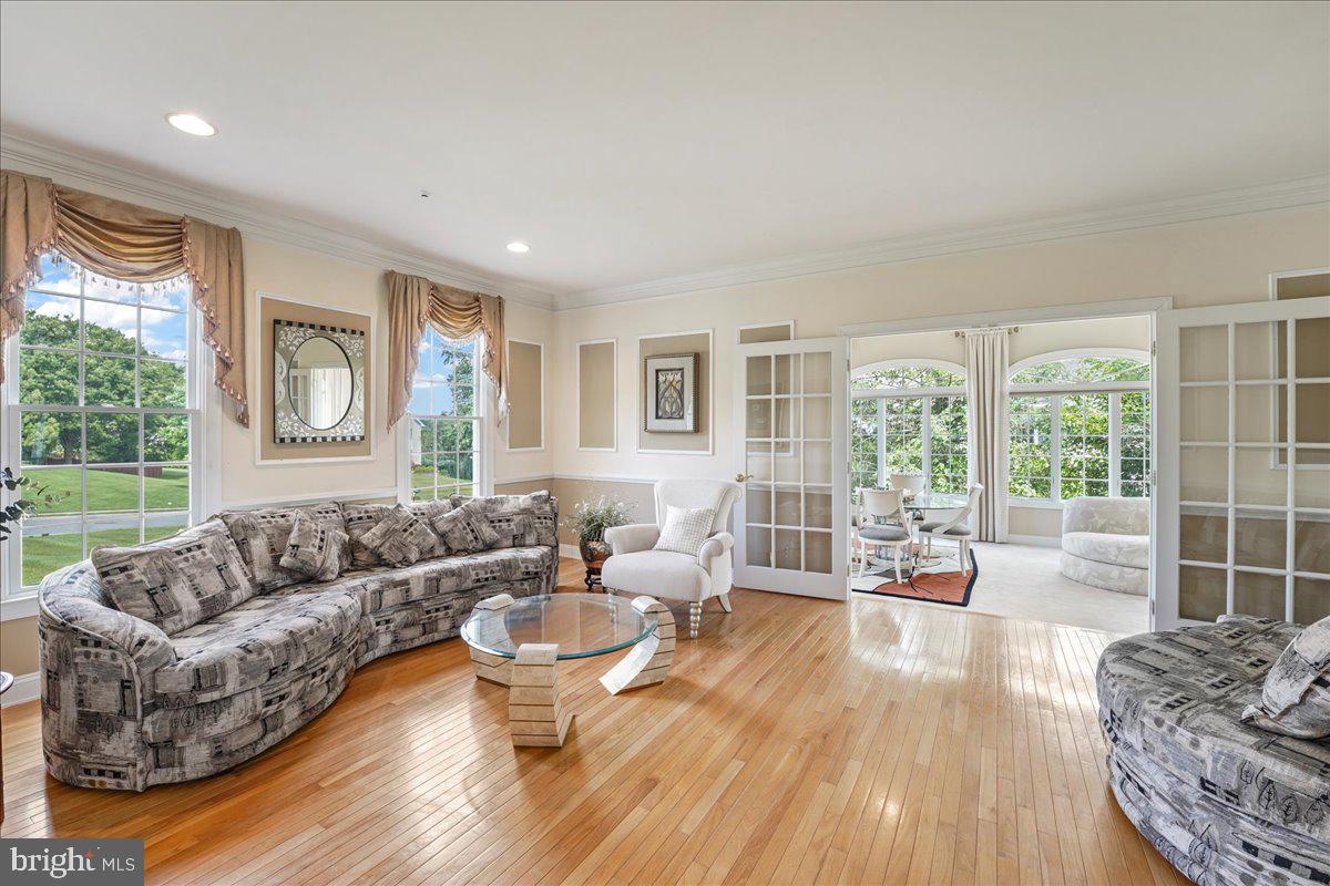 SPRINGTON PT ESTS - Residential