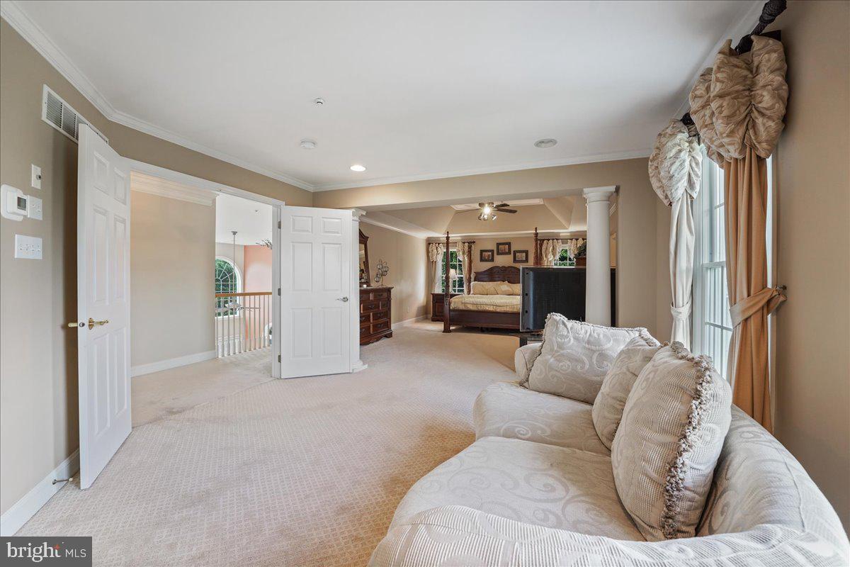 SPRINGTON PT ESTS - Residential