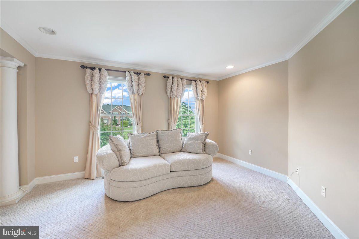 SPRINGTON PT ESTS - Residential