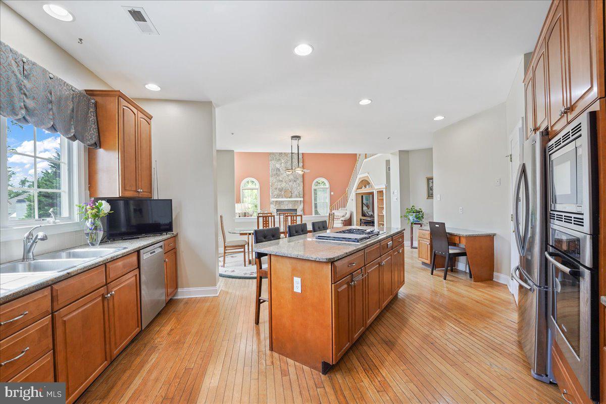 SPRINGTON PT ESTS - Residential