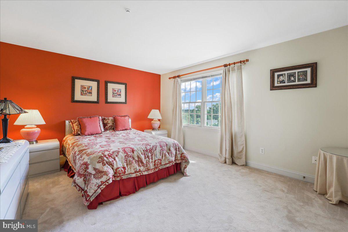 SPRINGTON PT ESTS - Residential