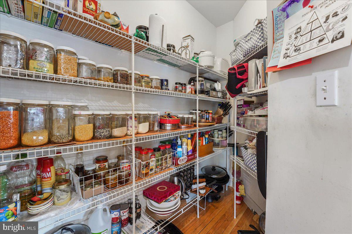 SPRINGTON PT ESTS - Residential