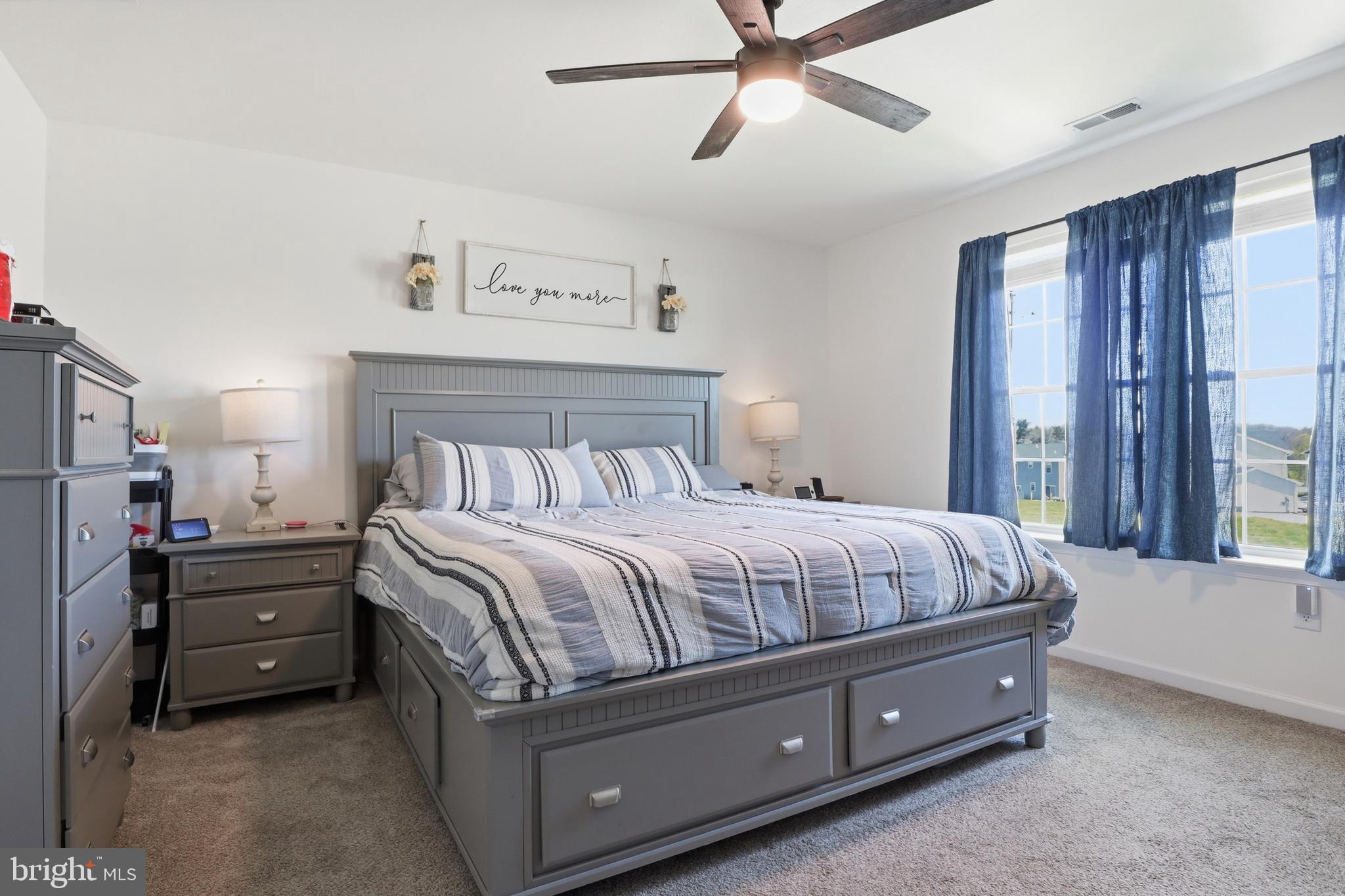 KINGS COURT AT BROWNSTONE - Residential