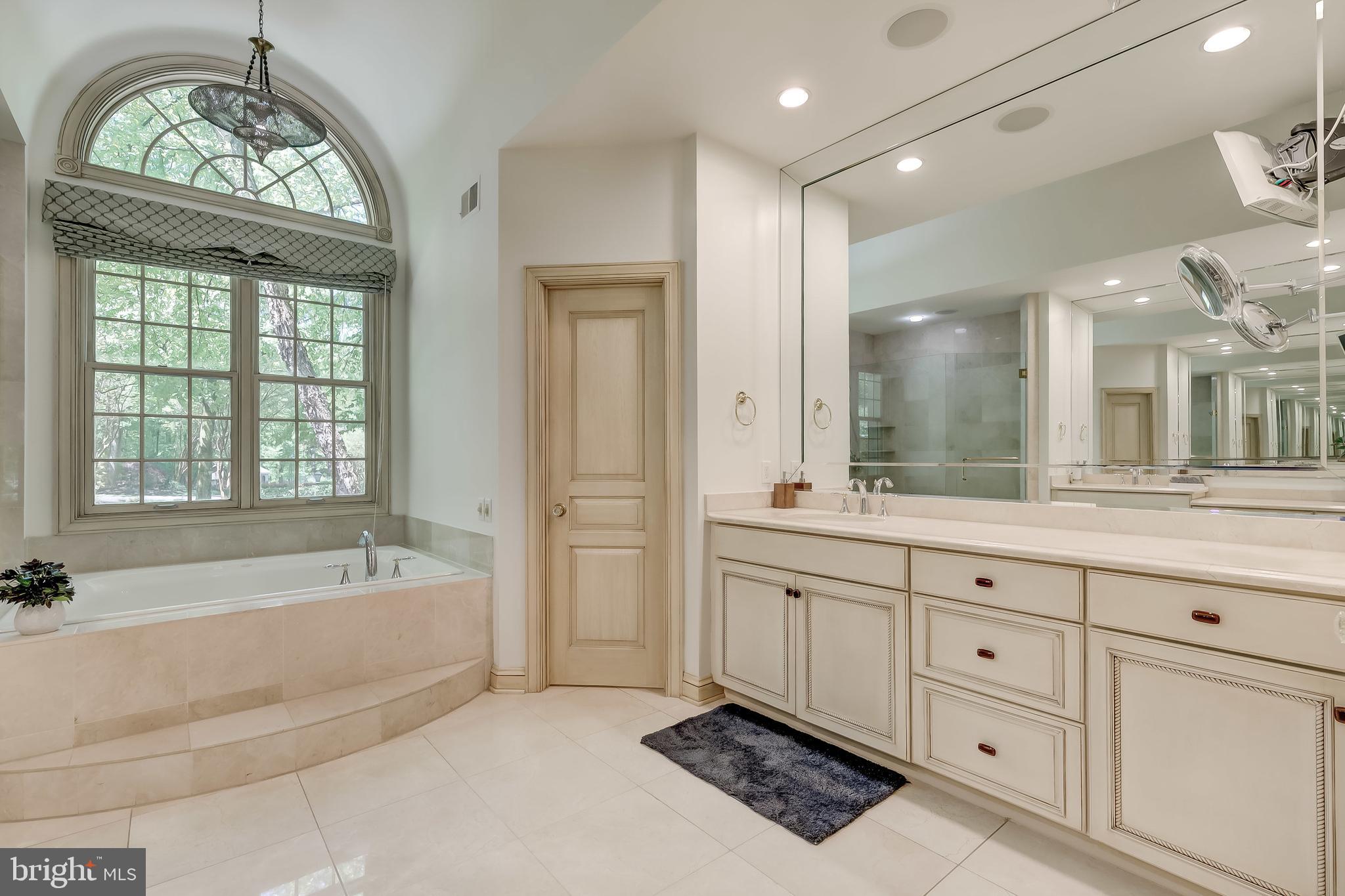 GREENSPRING VALLEY - Residential