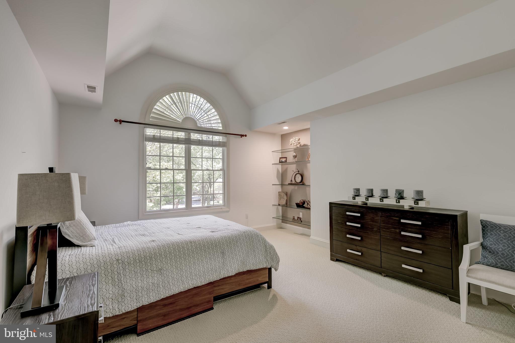 GREENSPRING VALLEY - Residential