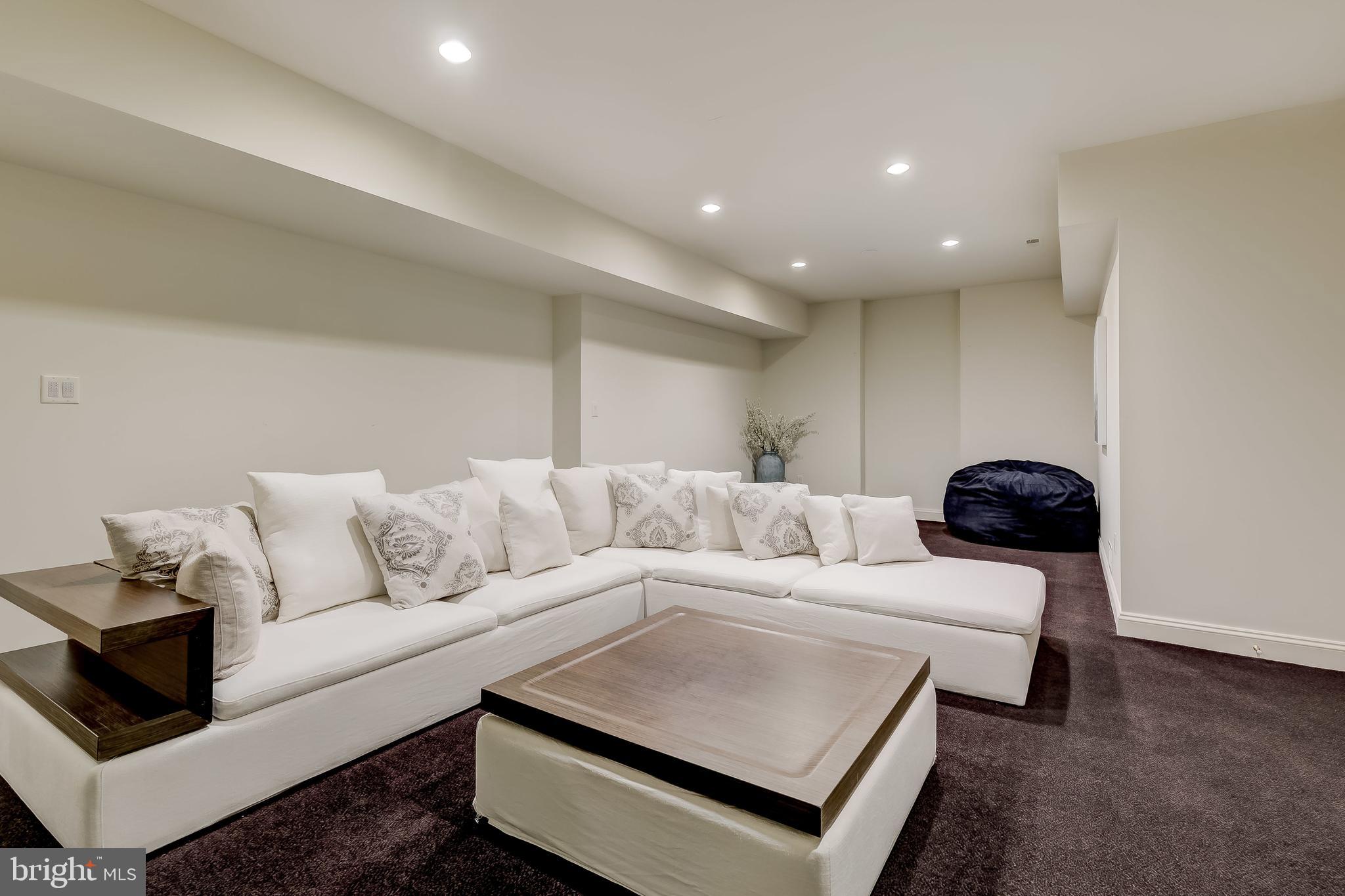 GREENSPRING VALLEY - Residential