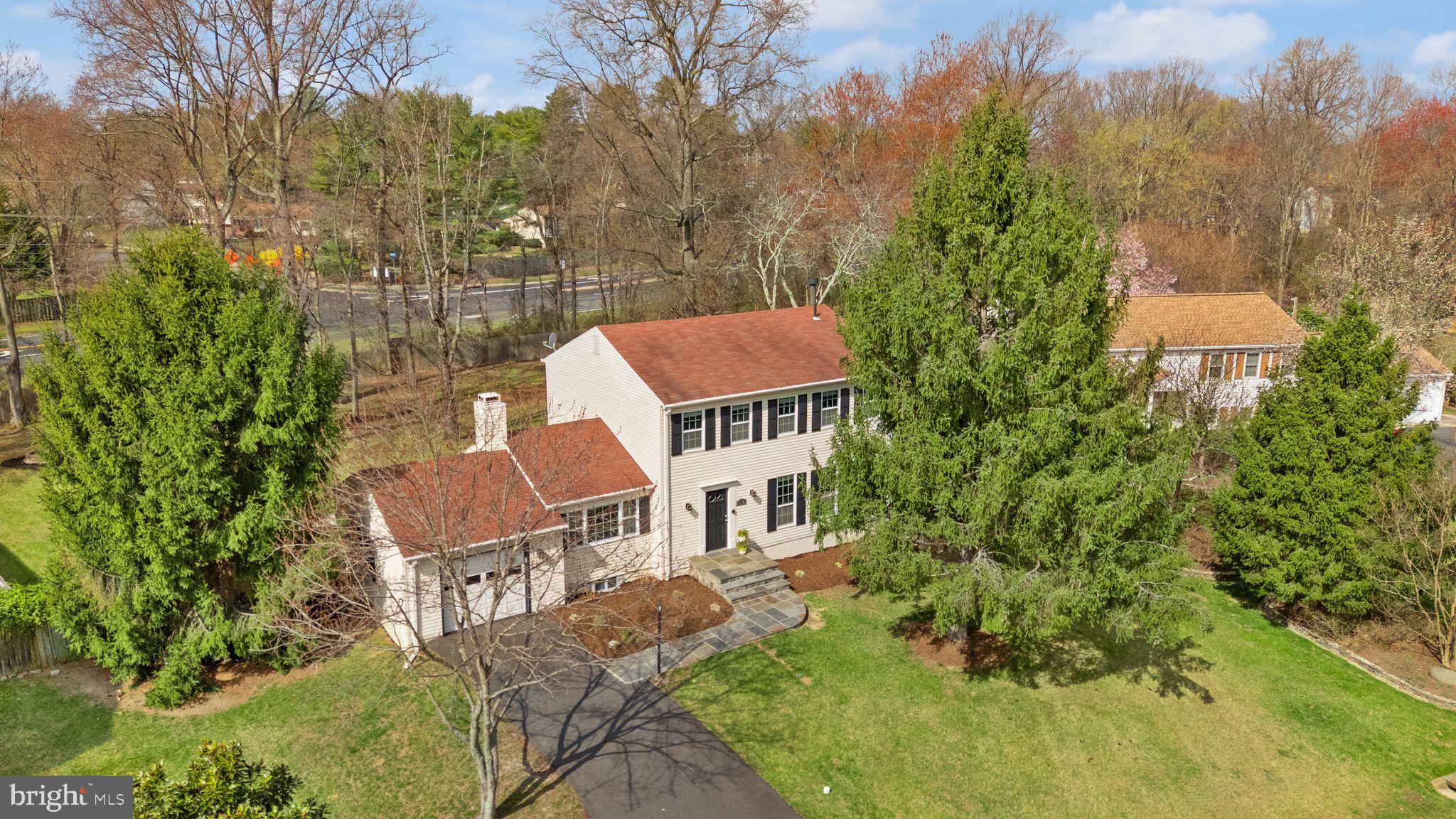 STRATTON WOODS - Residential