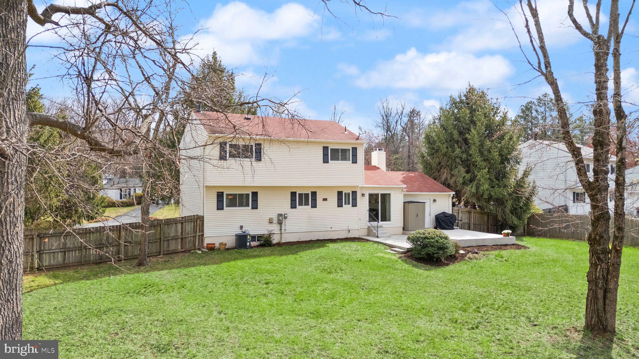 STRATTON WOODS - Residential