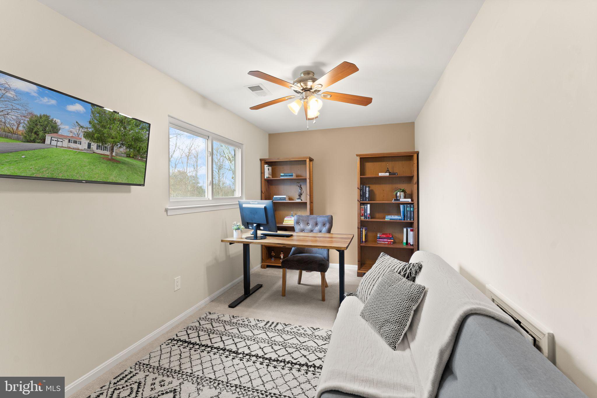 STRATTON WOODS - Residential