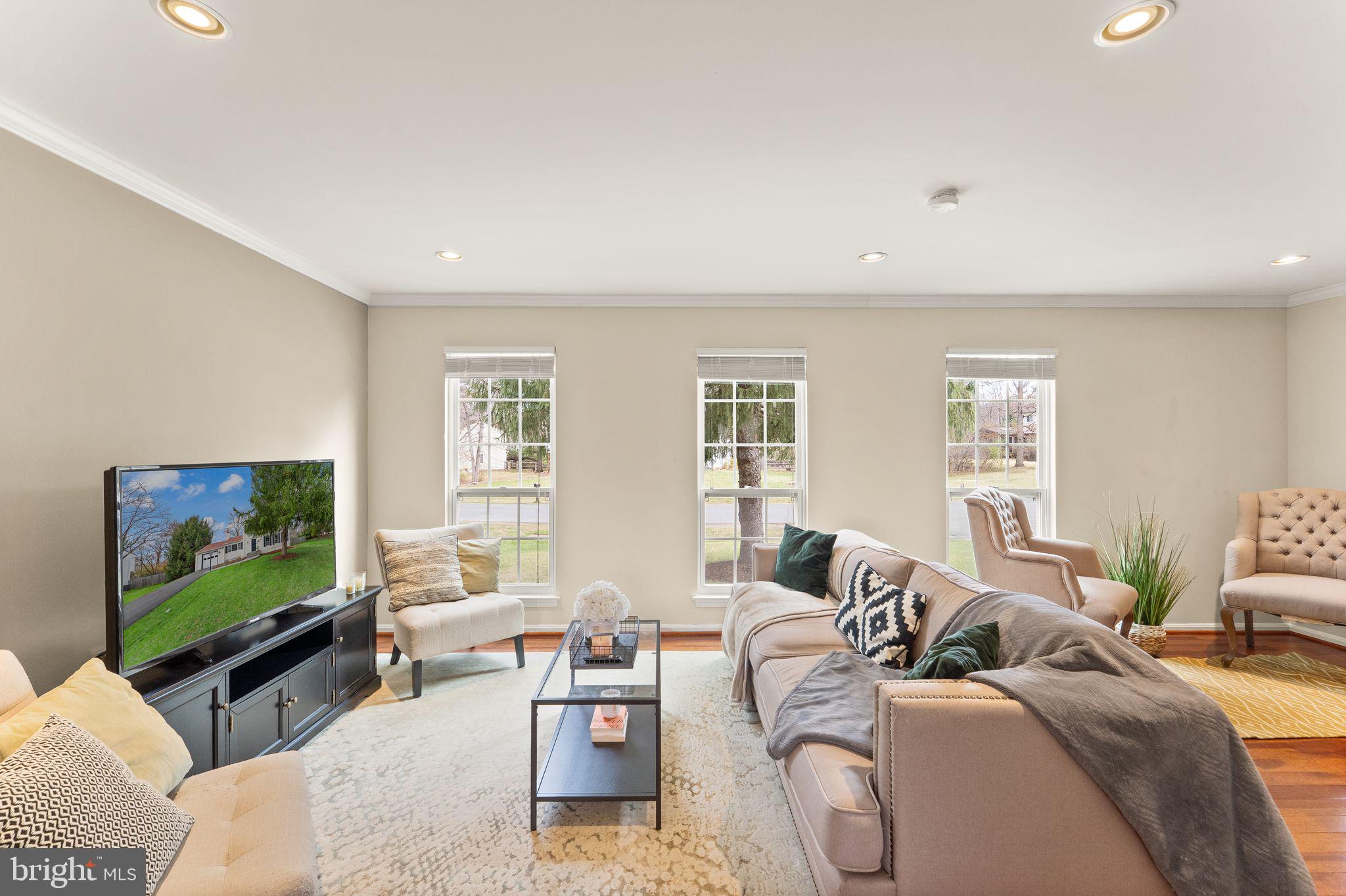 STRATTON WOODS - Residential