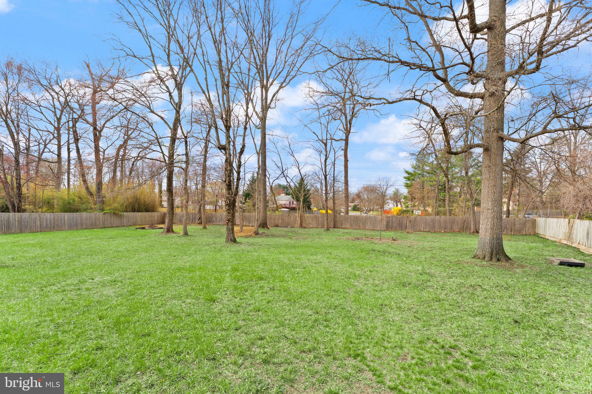 STRATTON WOODS - Residential