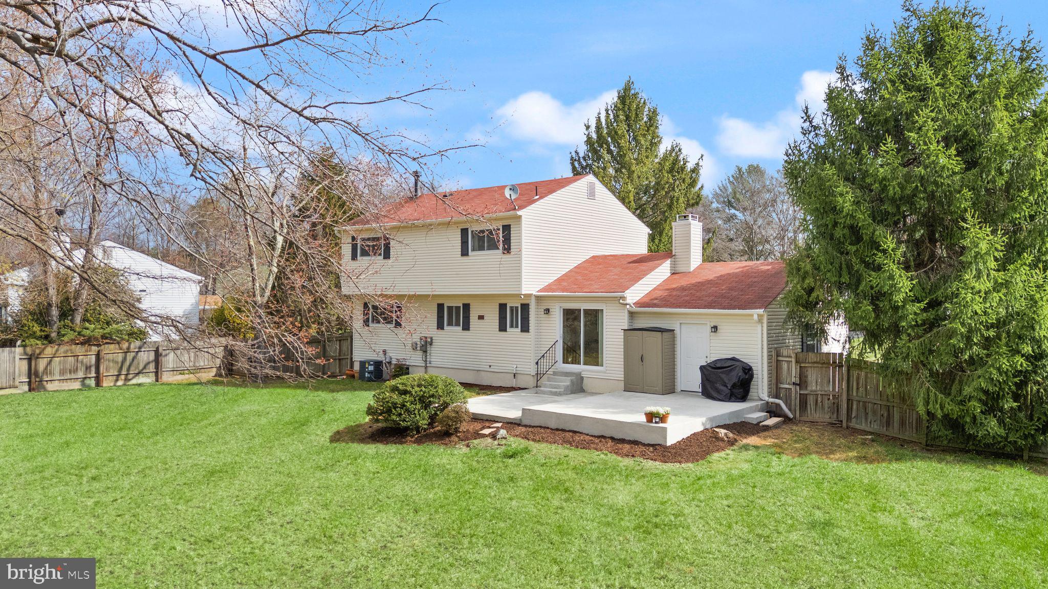 STRATTON WOODS - Residential