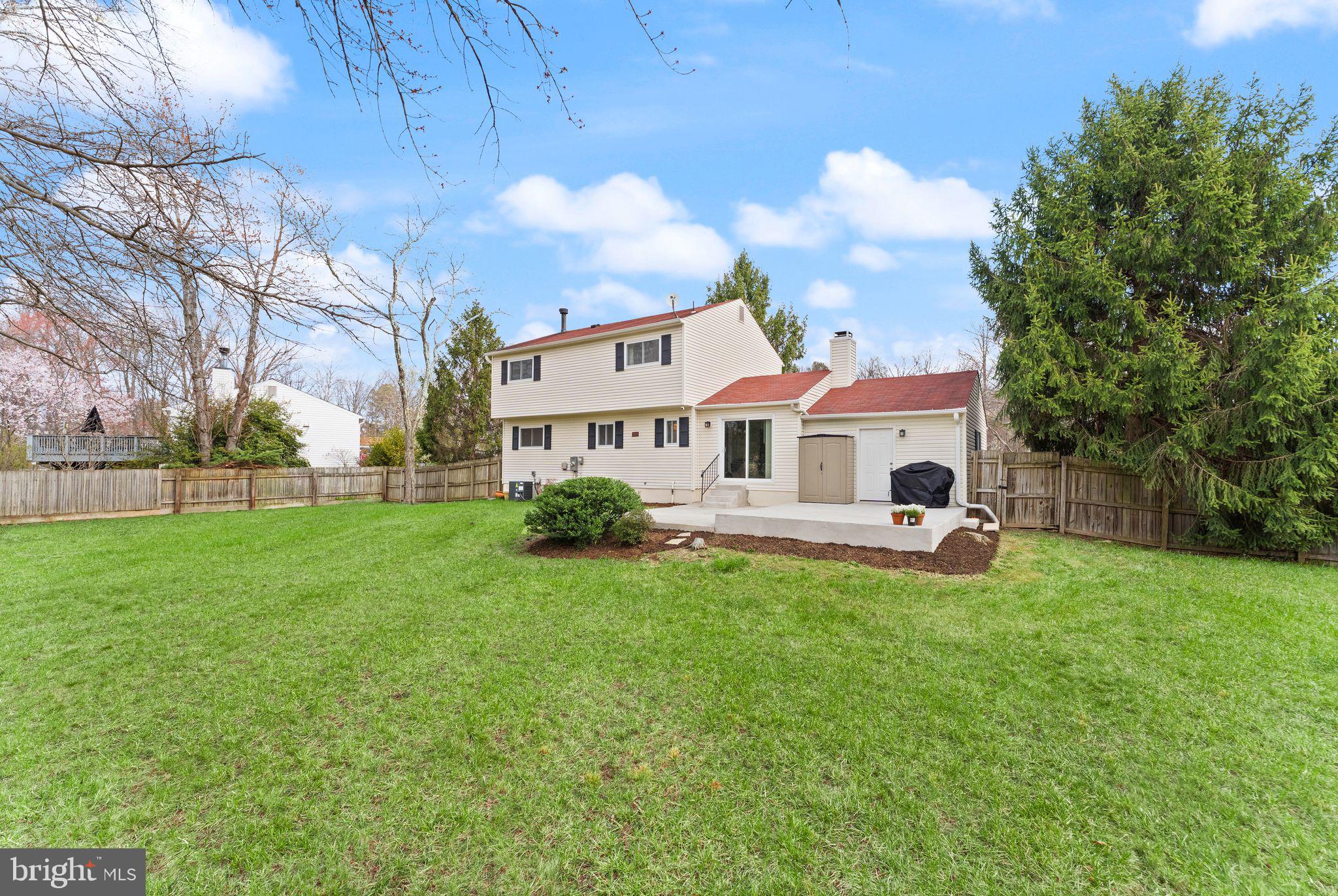 STRATTON WOODS - Residential