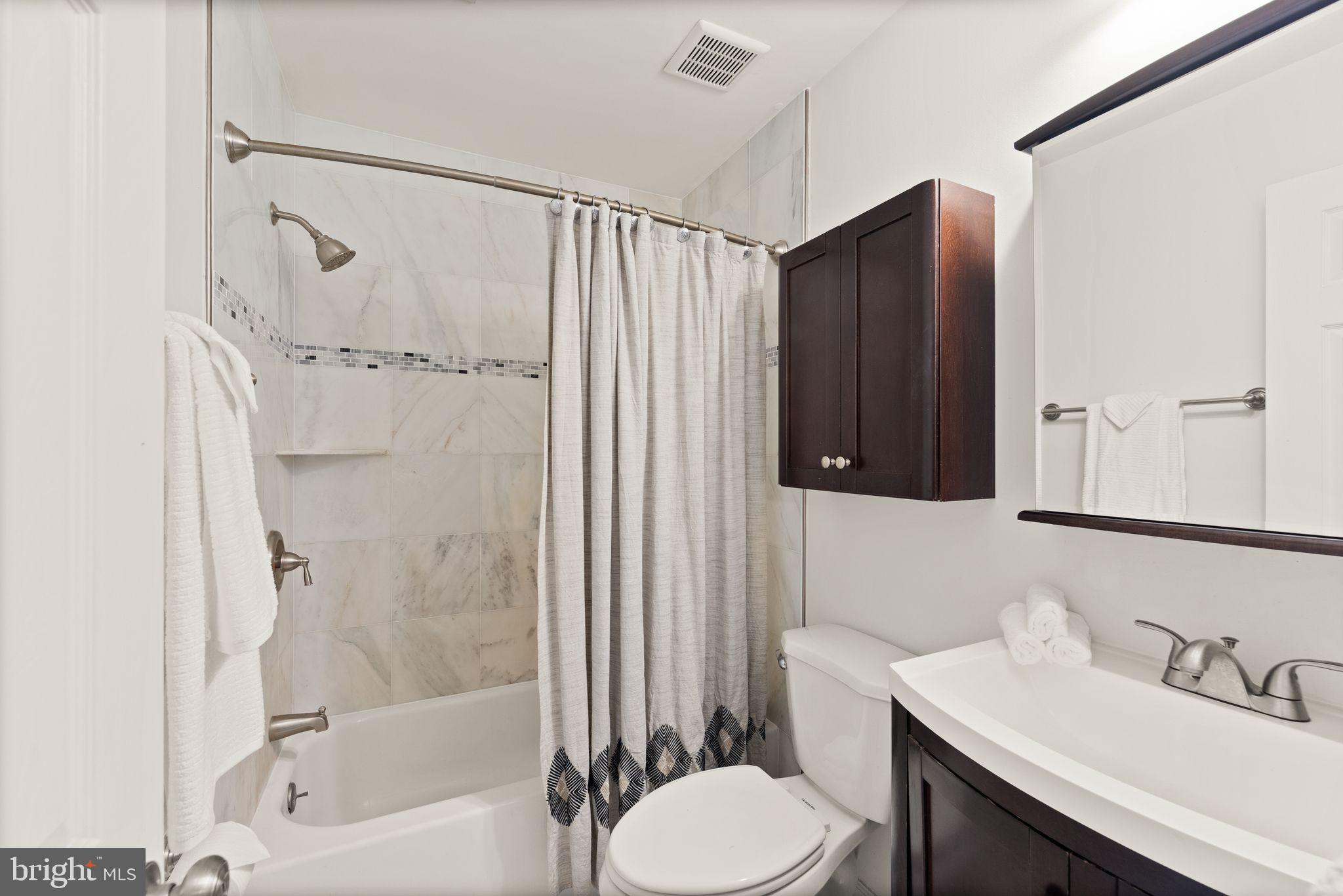 STRATTON WOODS - Residential