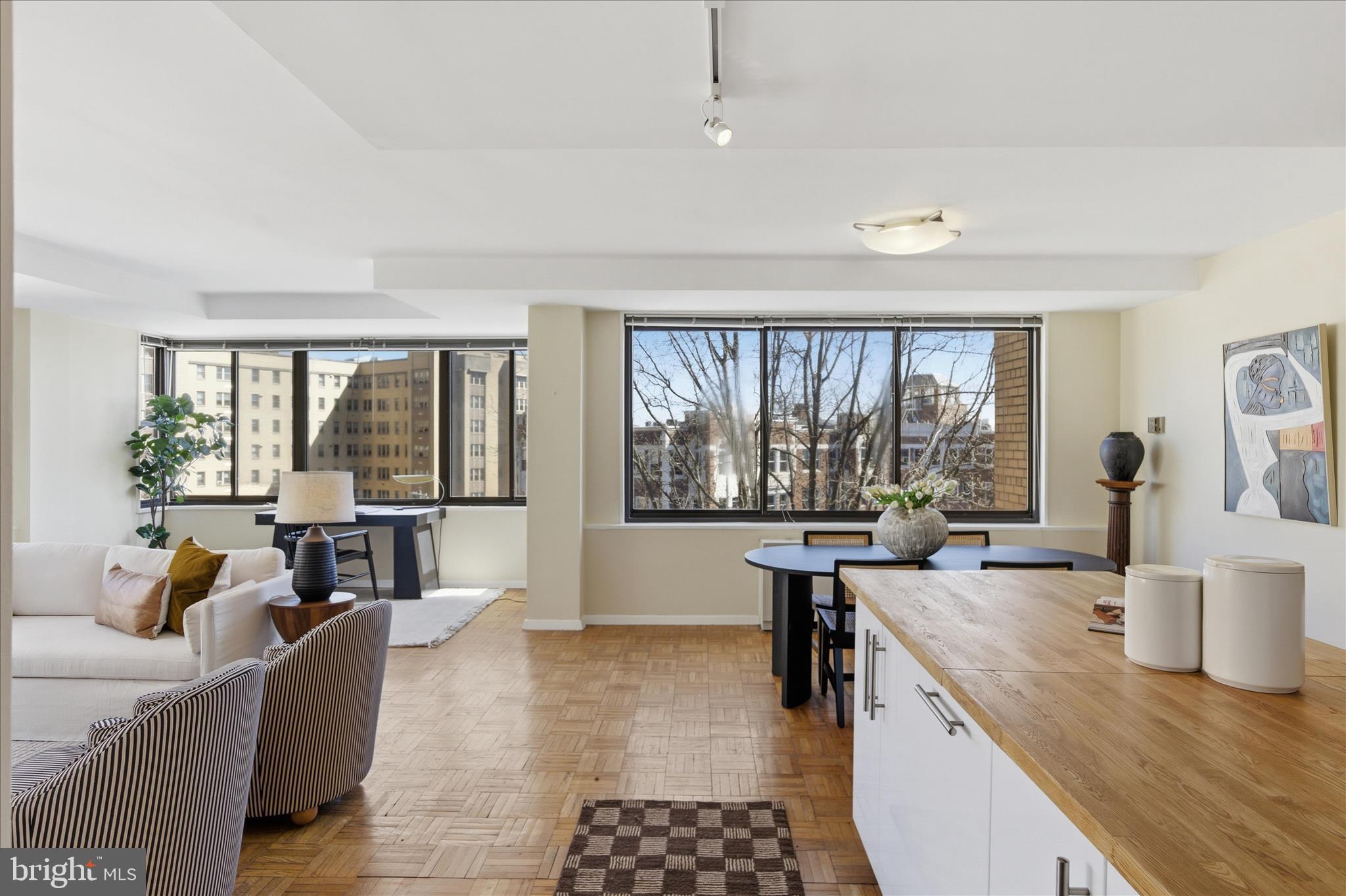 4740 CONNECTICUT AVENUE NW 706