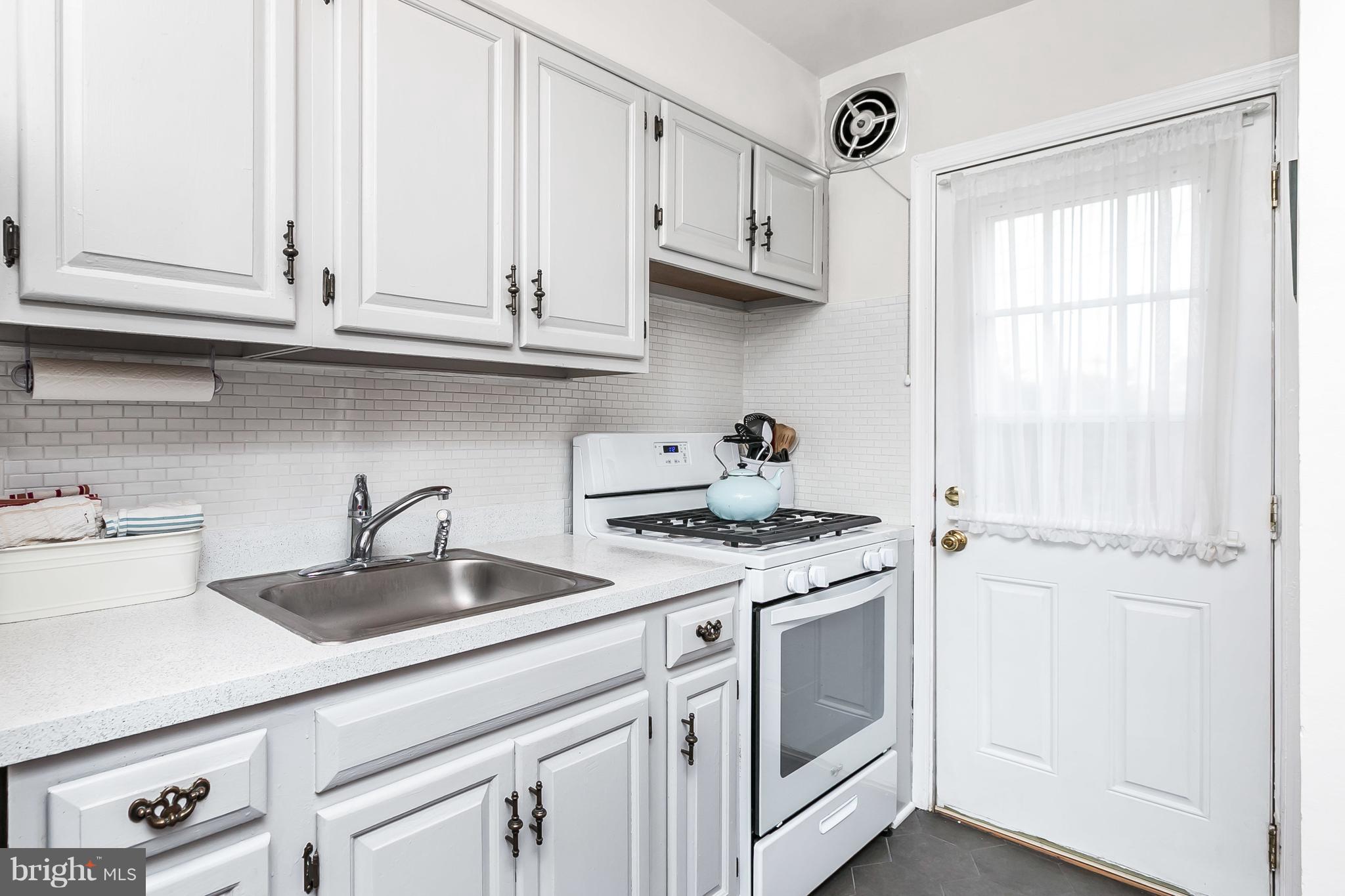 HAMPDEN HISTORIC DISTRICT - Residential