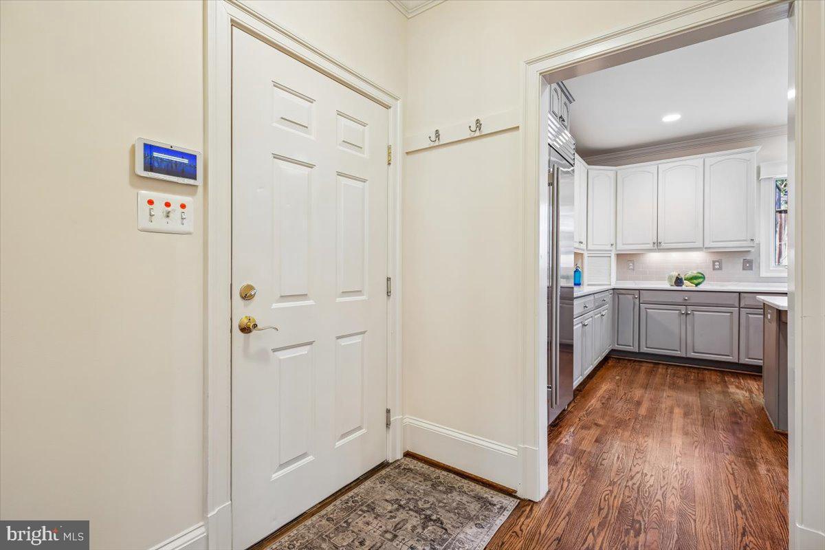 GLEN ECHO HEIGHTS - Residential