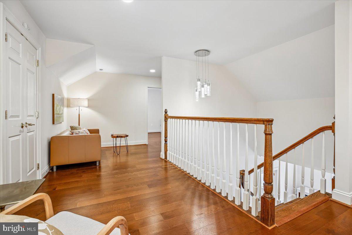 GLEN ECHO HEIGHTS - Residential