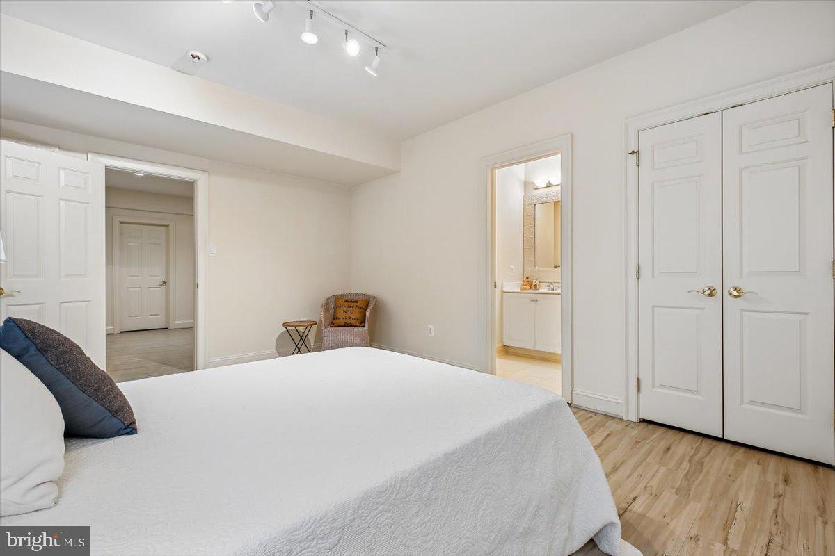 GLEN ECHO HEIGHTS - Residential