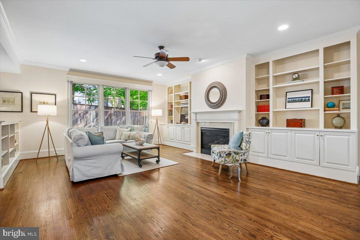 GLEN ECHO HEIGHTS - Residential