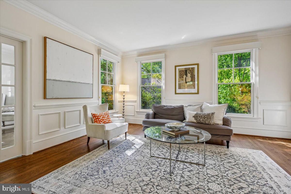 GLEN ECHO HEIGHTS - Residential