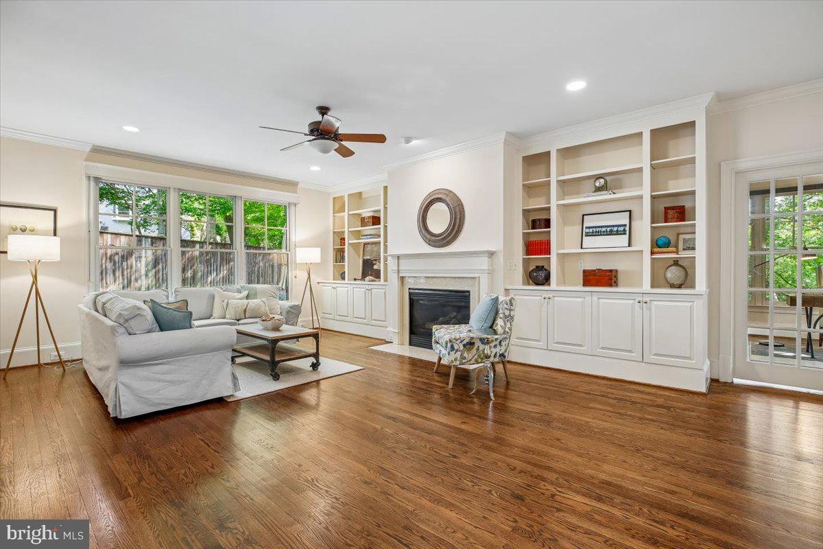 GLEN ECHO HEIGHTS - Residential