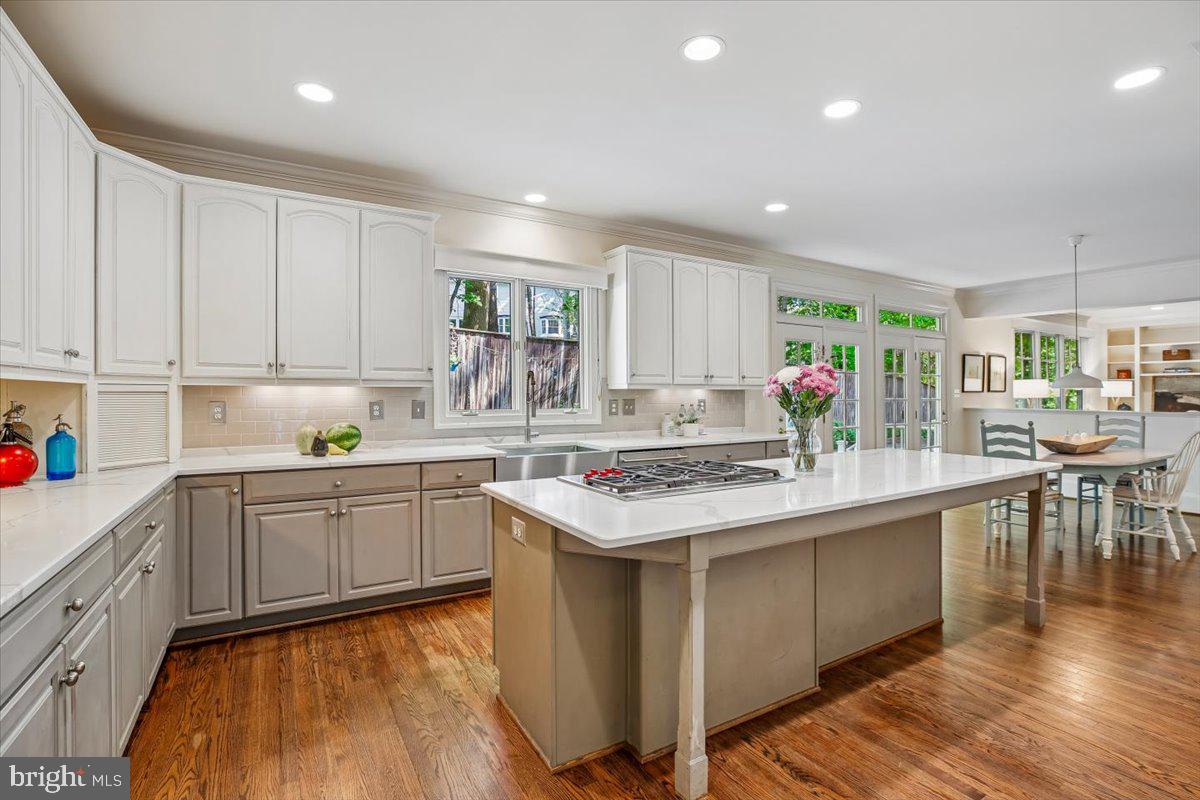 GLEN ECHO HEIGHTS - Residential