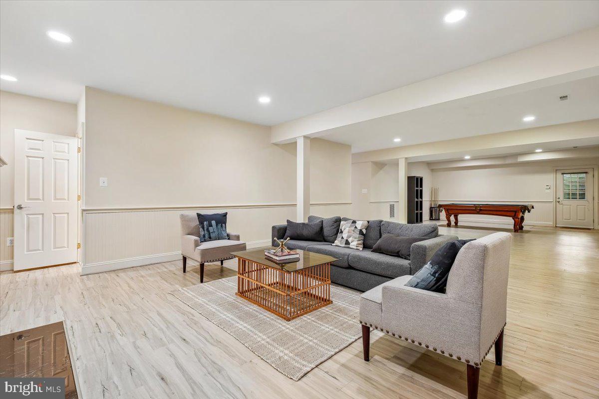 GLEN ECHO HEIGHTS - Residential