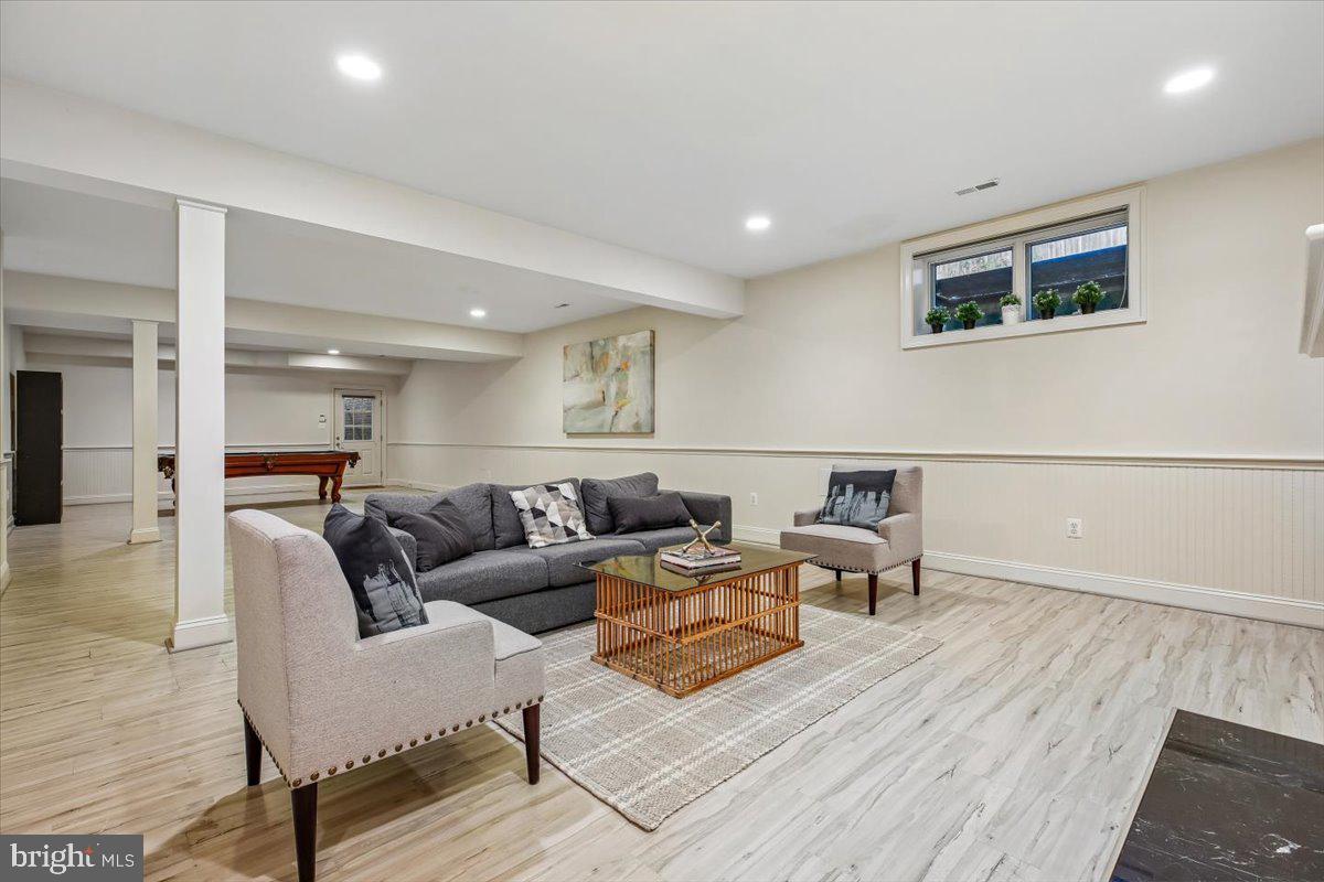 GLEN ECHO HEIGHTS - Residential