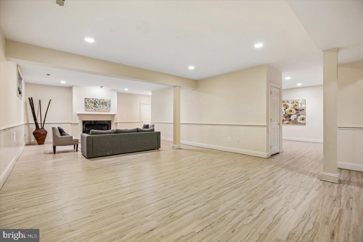 GLEN ECHO HEIGHTS - Residential