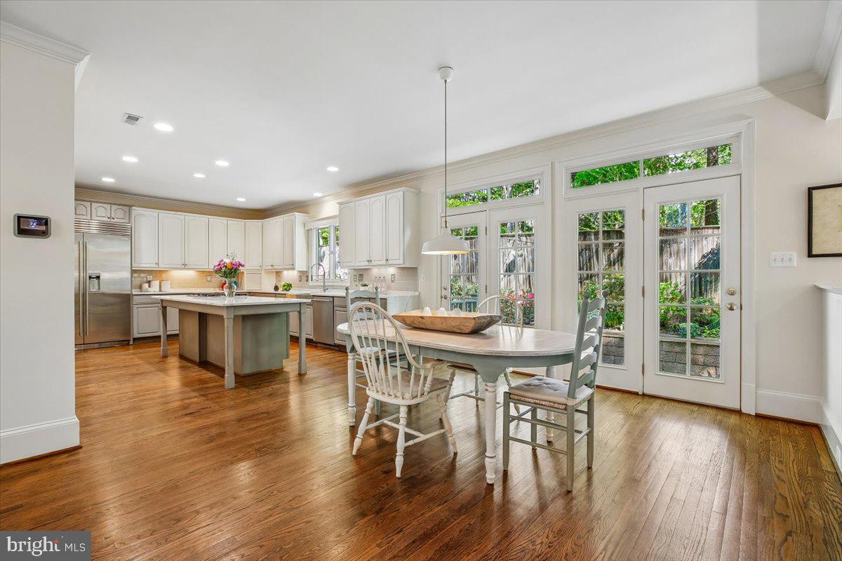 GLEN ECHO HEIGHTS - Residential