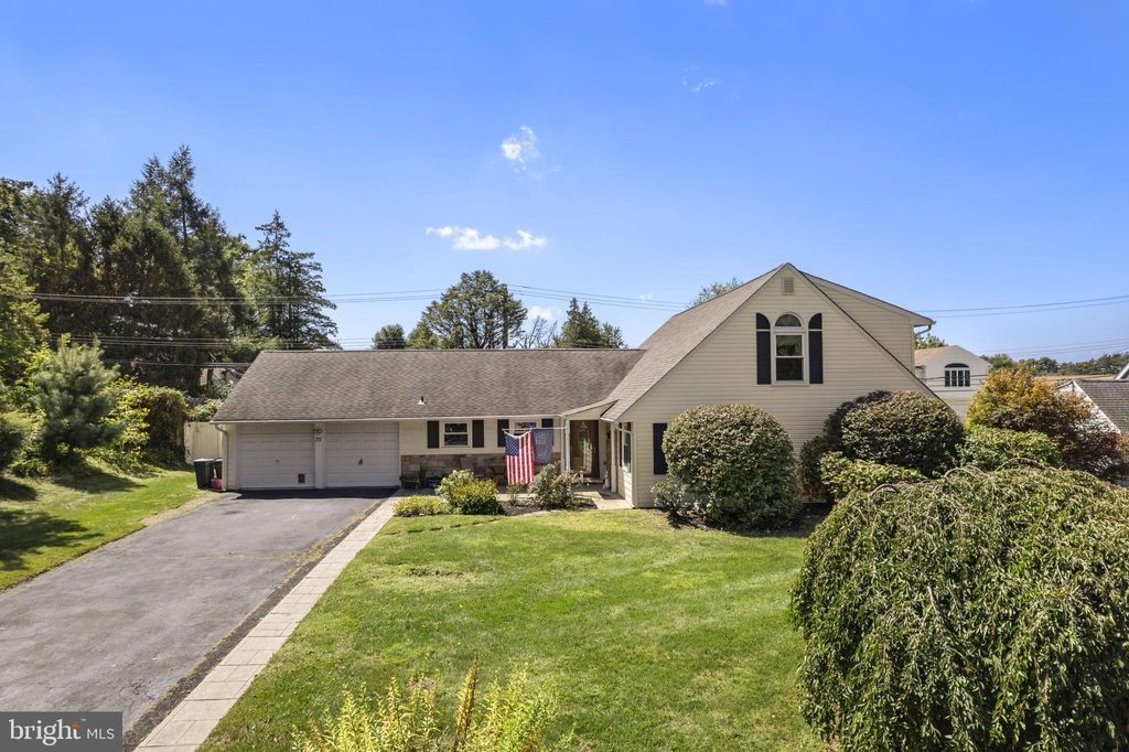 Photo of 75 Flamehill Road, LEVITTOWN, PA 19056 (MLS # PABU2105222)